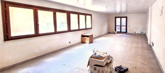 Almacén de 1 habitación en Carini, Italy No. 332406 4