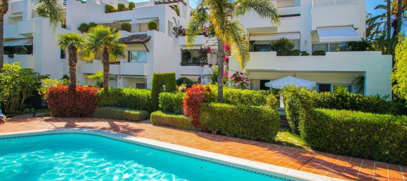 2 bedrooms Apartment in Marbella, Spain No. 106579 14