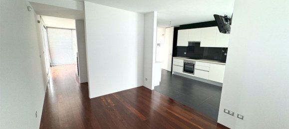 Casa de 3 dormitorios en Funchal, Portugal No. 84108 21