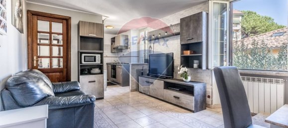 Apartamento de 2 dormitorios en Rome, Italy No. 288446 4