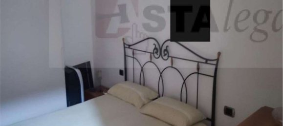 2-salle Appartement à Taranto, Italy No. 66557 6