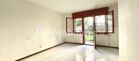 1 bedroom Apartment in Bologna, Italy No. 29253 9