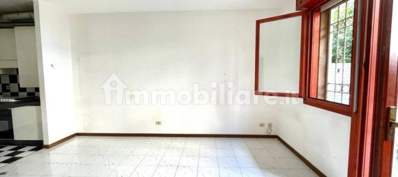 1 bedroom Apartment in Bologna, Italy No. 29253 11