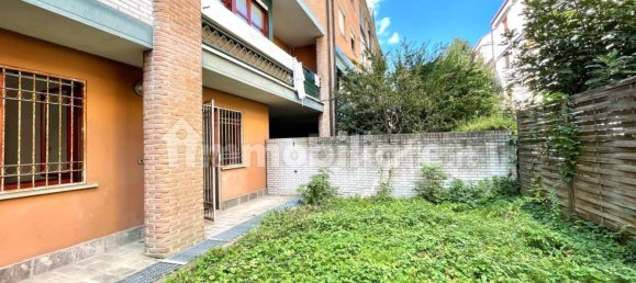1 bedroom Apartment in Bologna, Italy No. 29253 7