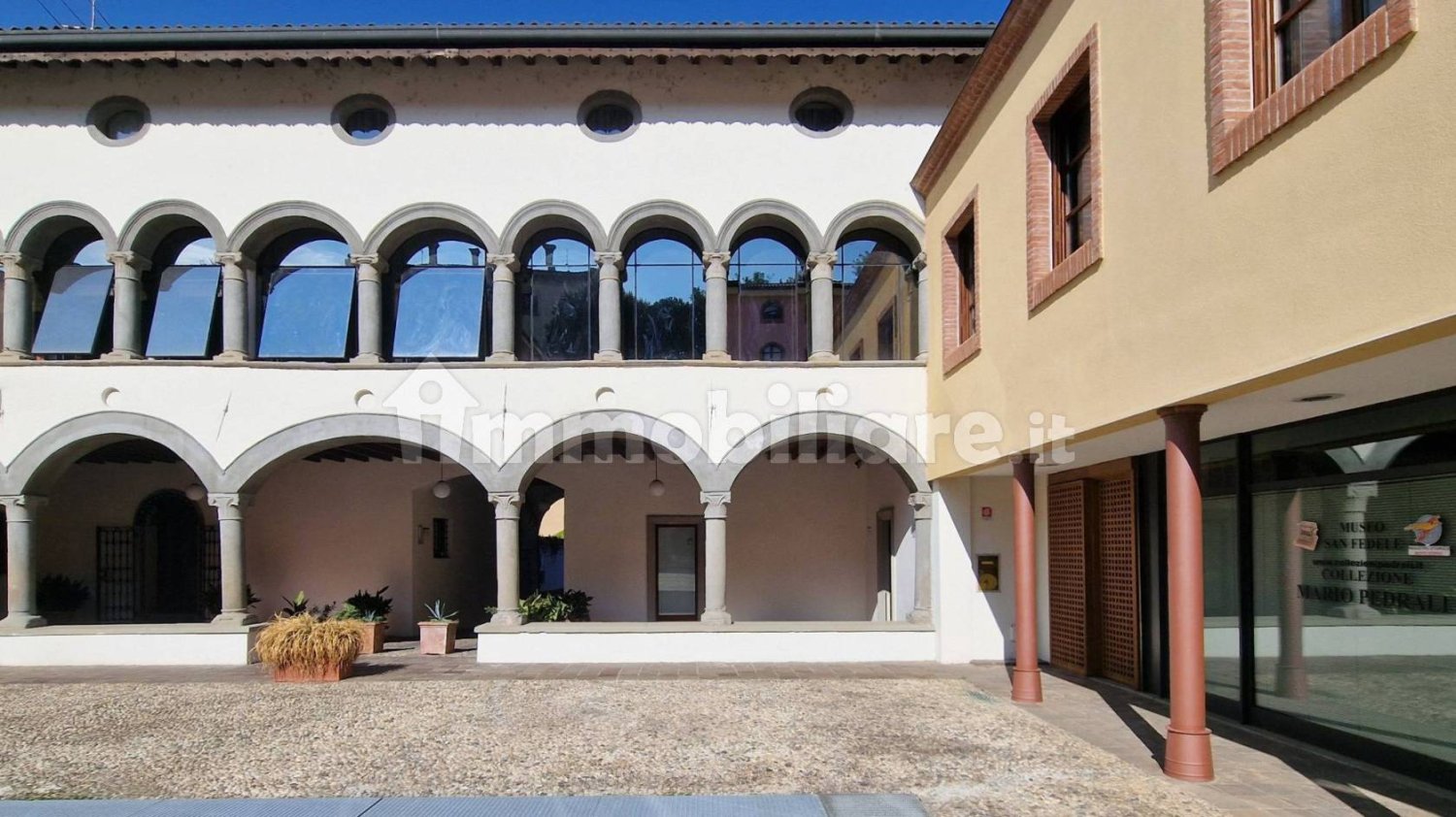 2غرفة عقار تجاري في Palazzolo sull'Oglio, Italy رقم 148899