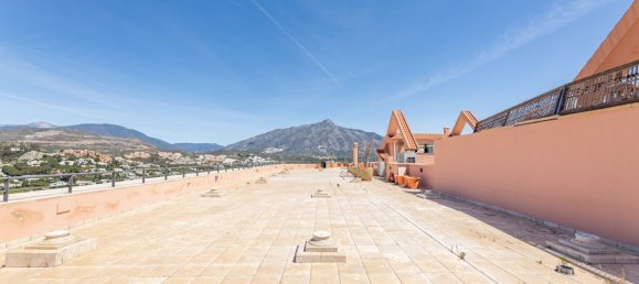 5 chambres Penthouse à Marbella, Spain No. 34160 20