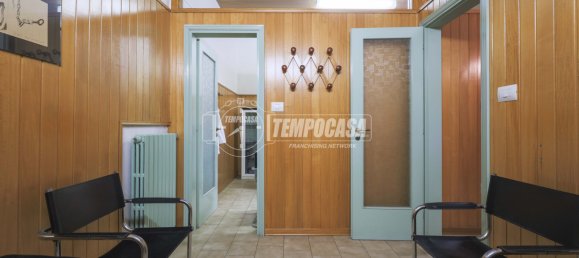 1 bedroom Apartment in Imola, Italy No. 323085 5