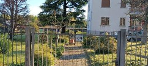 4 rooms Apartment in Cermenate, Italy No. 291477 3