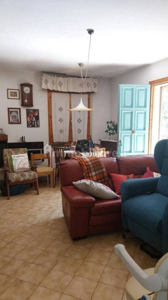 Villa de 5 dormitorios en Santarcangelo di Romagna, Italy No. 391038