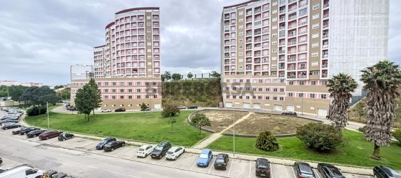 Apartamento de 2 dormitorios en Corroios, Portugal No. 158734 30