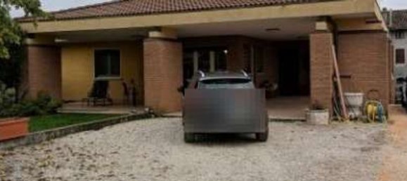 10 bedrooms House in Pordenone, Italy No. 344548 4