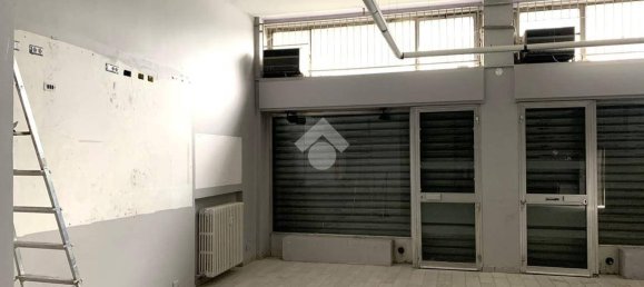Gewerbliche Immobilie in Milan, Italy 95m², Nr. 341831 24