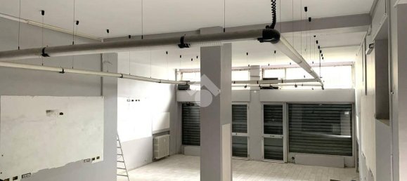 Gewerbliche Immobilie in Milan, Italy 95m², Nr. 341831 16