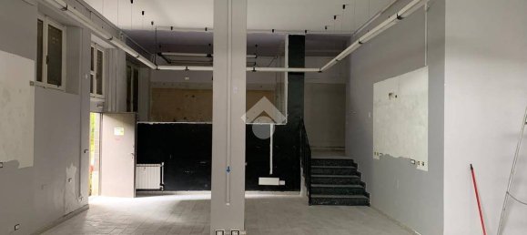 Gewerbliche Immobilie in Milan, Italy 95m², Nr. 341831 9