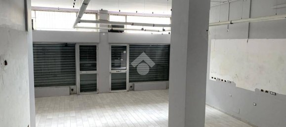 Gewerbliche Immobilie in Milan, Italy 95m², Nr. 341831 21