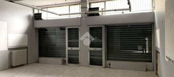 Gewerbliche Immobilie in Milan, Italy 95m², Nr. 341831 3