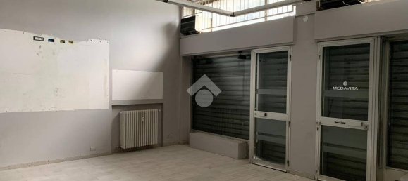 Gewerbliche Immobilie in Milan, Italy 95m², Nr. 341831 8