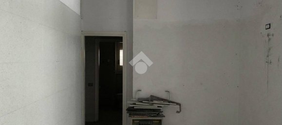 Gewerbliche Immobilie in Milan, Italy 95m², Nr. 341831 19