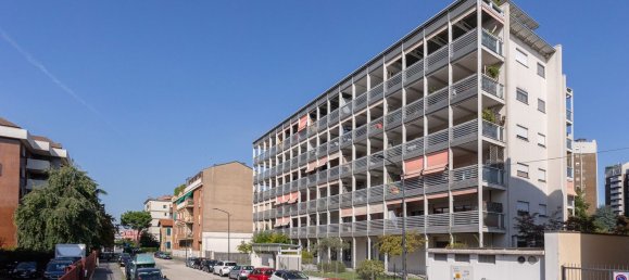 2 bedrooms Apartment in Milan, Italy No. 357775 26