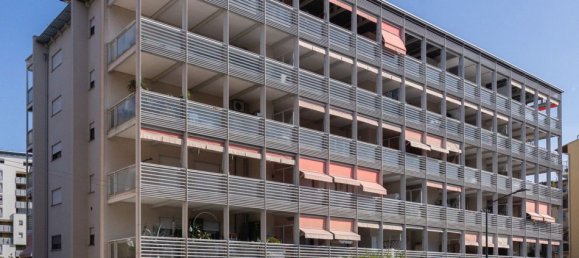 2 bedrooms Apartment in Milan, Italy No. 357775 25