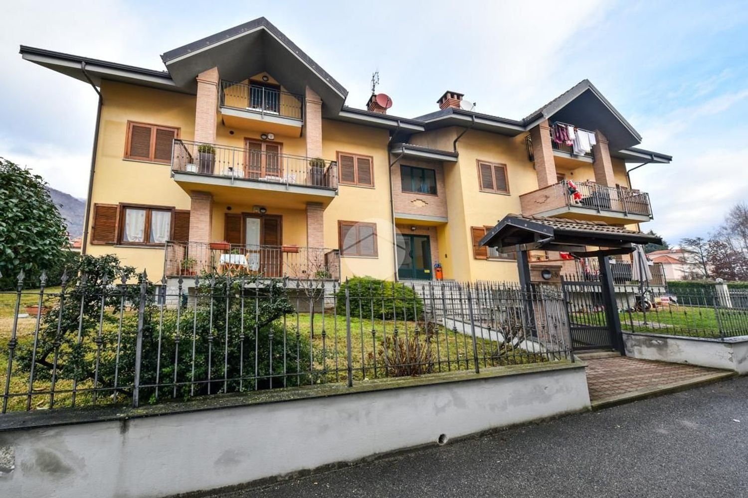 Apartamento T4 em Giaveno, Italy N.º 395270