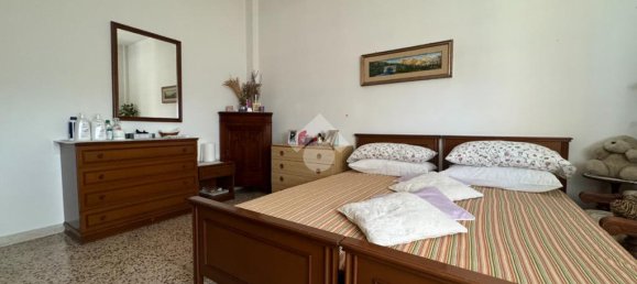 3 bedrooms Apartment in Brescia, Italy No. 142030 7