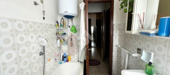 3 bedrooms Apartment in Brescia, Italy No. 142030 6