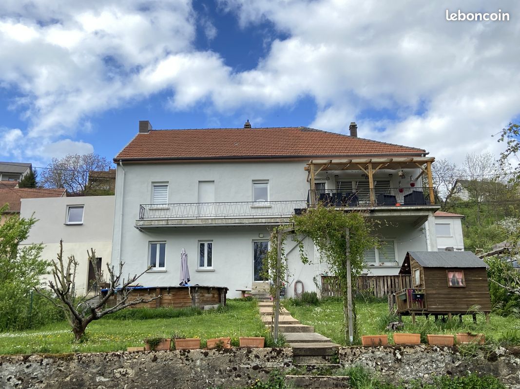Casa T6 em Sarreinsming, France N.º 60985