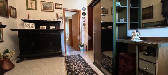 Вилла с 6 комнатами в Латина, Италия № 7317 3