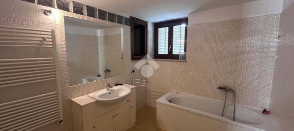 Apartamento T2 em Torgiano, Italy N.º 66212 16