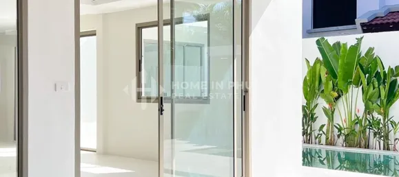 4 bedrooms House for sale in Chalong, Phuket, Southern Thailand, Thailand № 82585 3