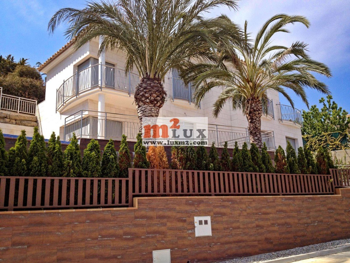 Villa T3 em Lloret de Mar, Spain N.º 13293