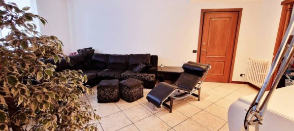 2 Schlafzimmer Wohnung in Cesano Maderno, Italy, Nr. 123872 2