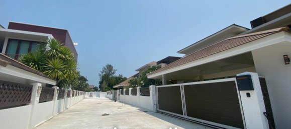  Commercial property in Sam Roi Yot, Thailand No. 17931 5