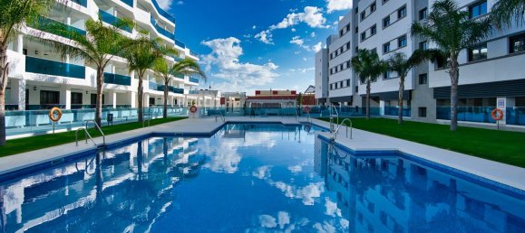 2 bedrooms Apartment in Fuengirola, Spain No. 4384 11