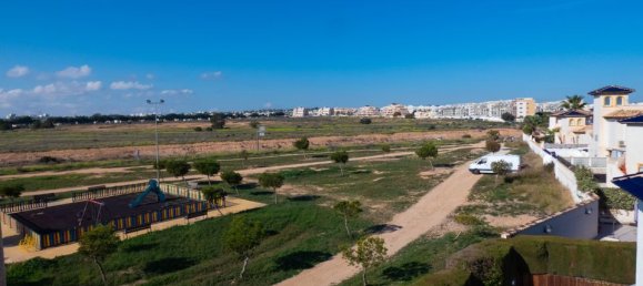 Villa de 4 dormitorios en Alicante, Spain No. 177112 23