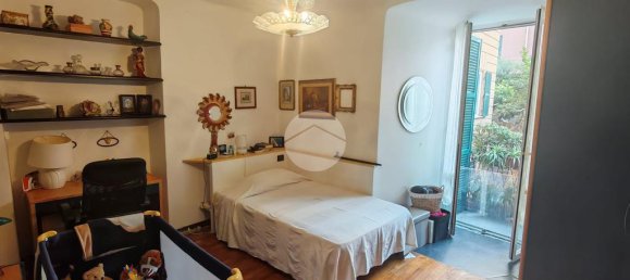 5 bedrooms Apartment in Genoa, Italy No. 371429 10