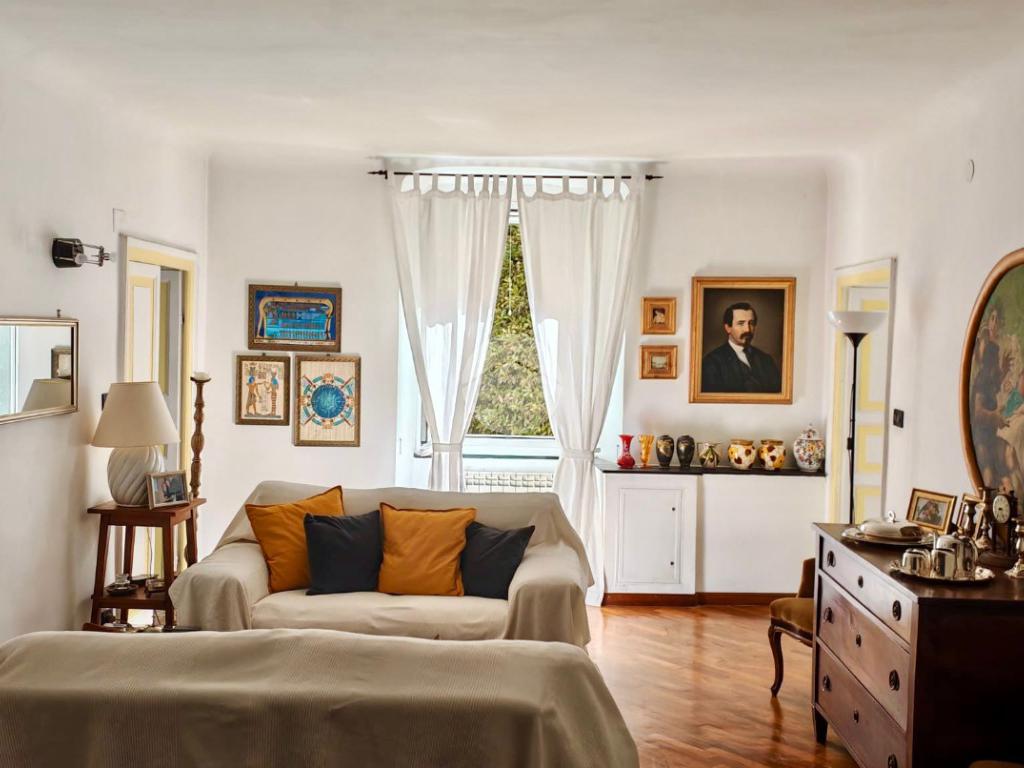 5 chambres Appartement à Genoa, Italy No. 371429