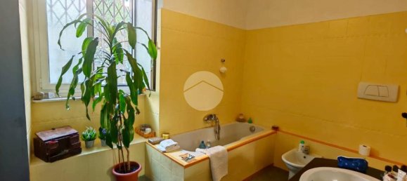 5 bedrooms Apartment in Genoa, Italy No. 371429 25