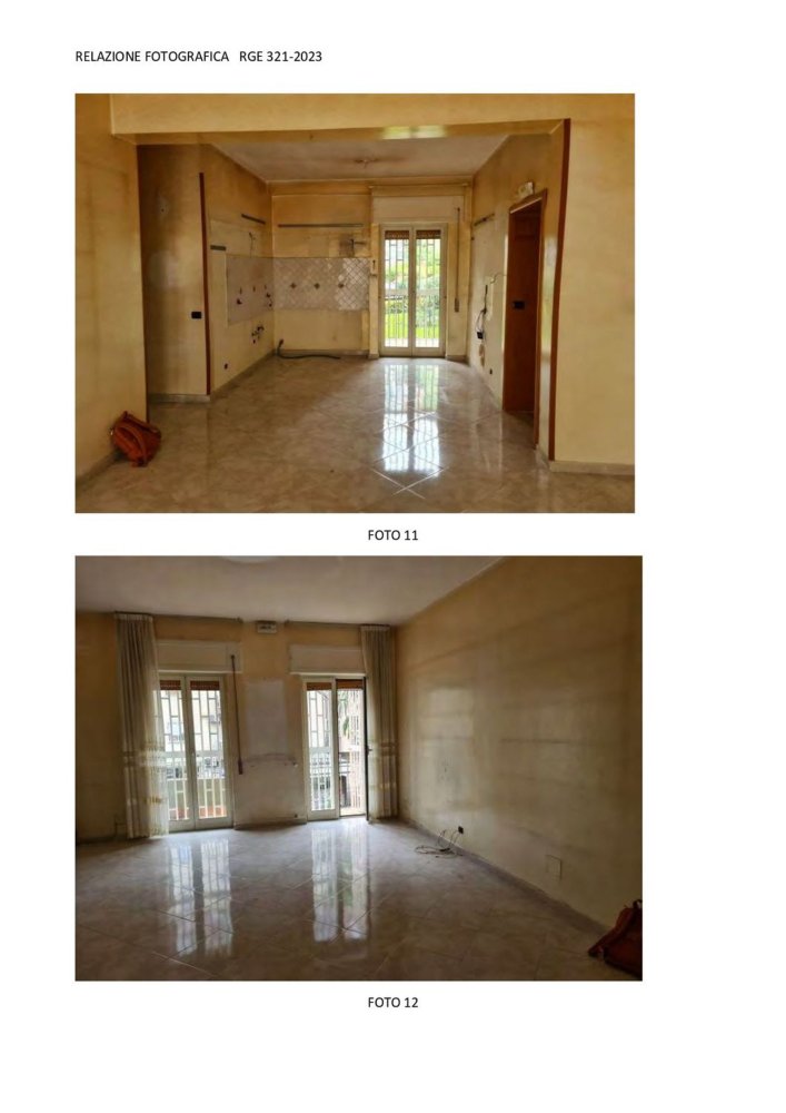 6 rooms Apartment in Naples, Italy No. 10975