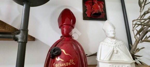 9 rooms Apartment in Naples, Italy No. 148318 20