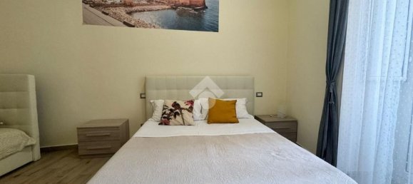 9 rooms Apartment in Naples, Italy No. 148318 19