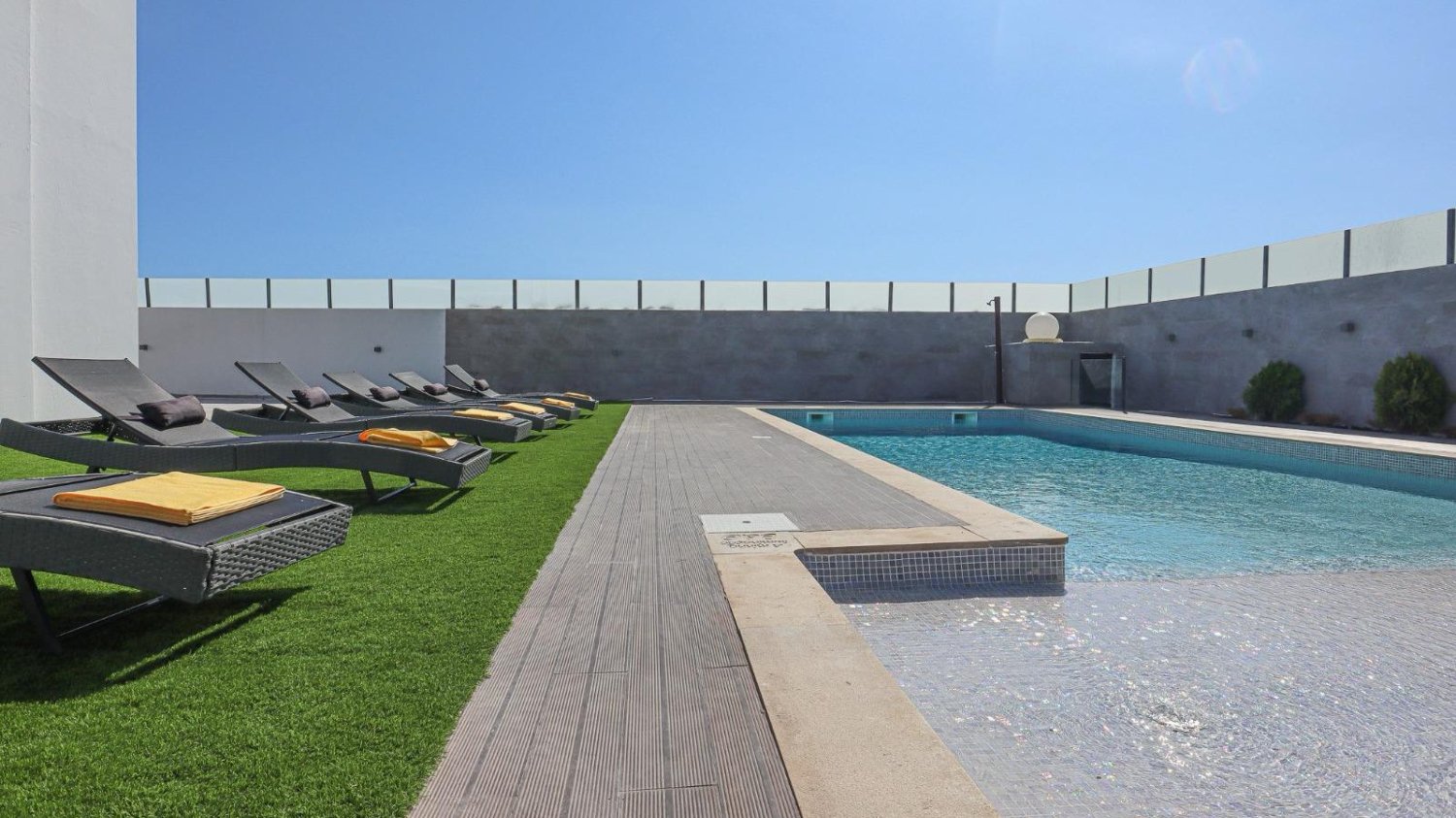 4 bedrooms Villa in Guia, Portugal No. 275782