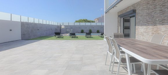 4 bedrooms Villa in Guia, Portugal No. 275782 9