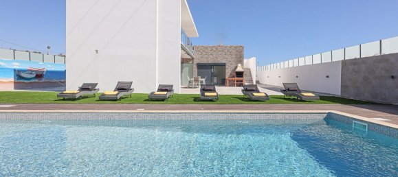 4 bedrooms Villa in Guia, Portugal No. 275782 7