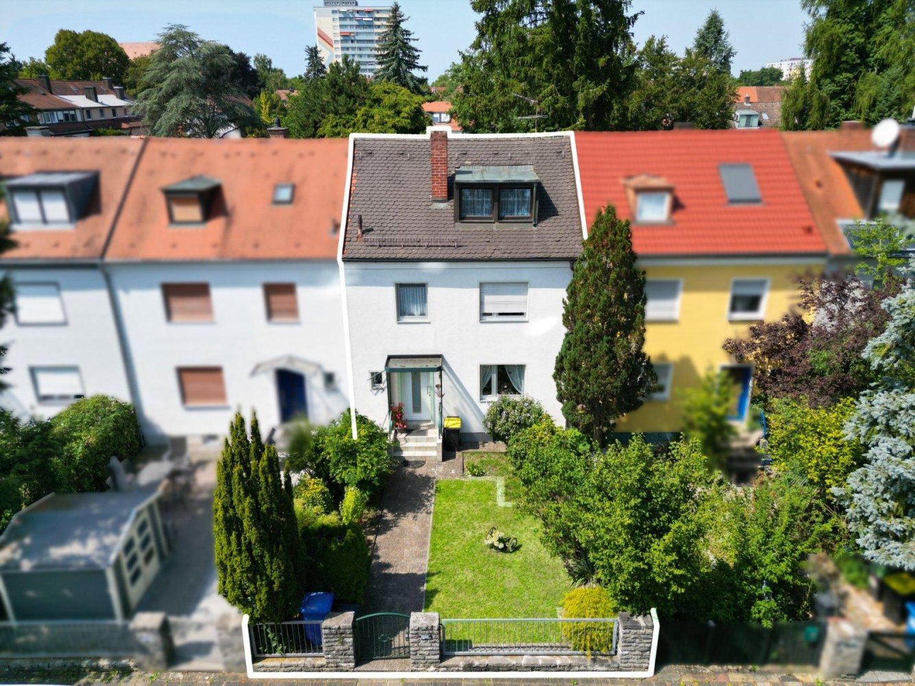 3 bedrooms Townhouse in Nuremberg, Germany No. 276024