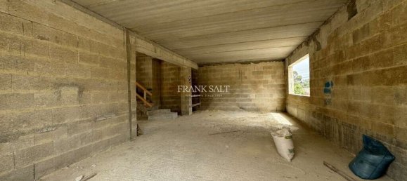 4 chambres Villa à Swieqi, Malta No. 400 2