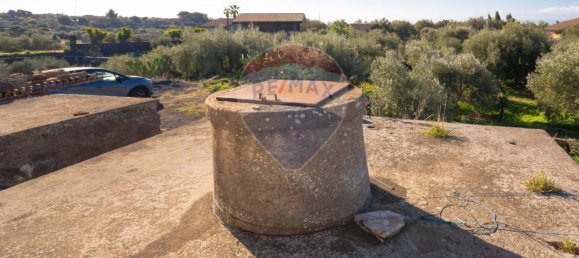 15000m² Land in Paternò, Italy No. 55750 31