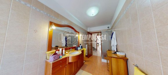 5 rooms House in Caselle Torinese, Italy No. 30670 7