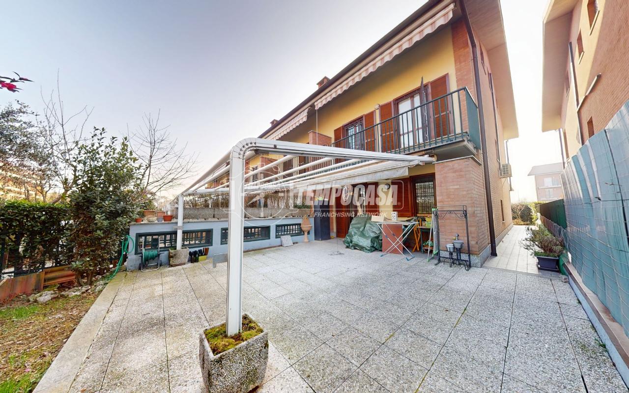 5 rooms House in Caselle Torinese, Italy No. 30670